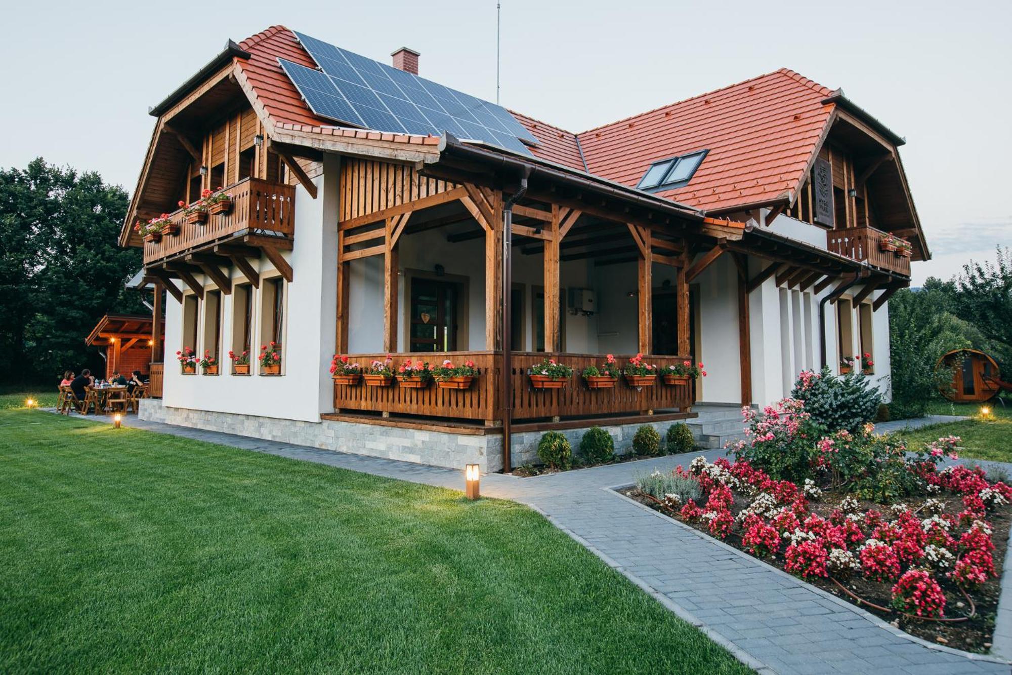 Hygge Praid Bed & Breakfast Exterior photo